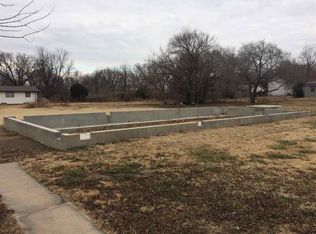 2706 Fairmount St, Wichita, KS 67220