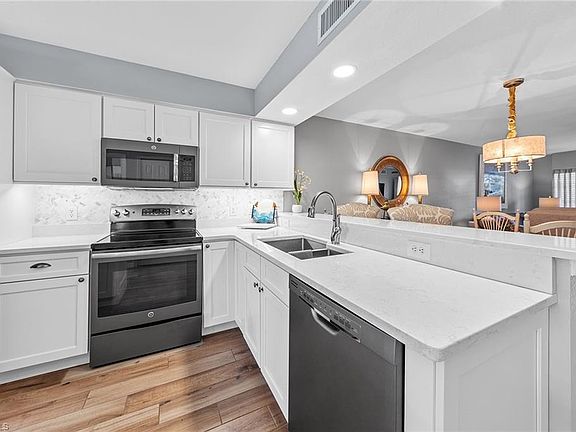 5th image of 25741 Lake Amelia WAY #104
