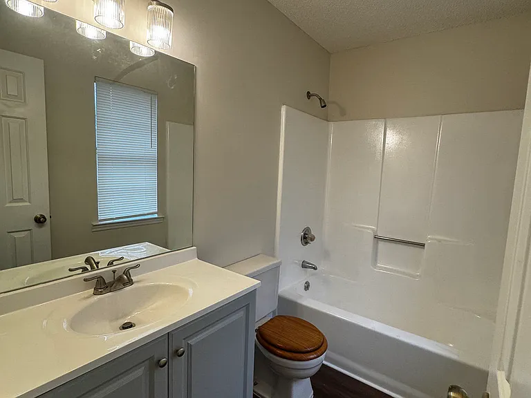 875 Joseph Club Dr SW — Photo 12