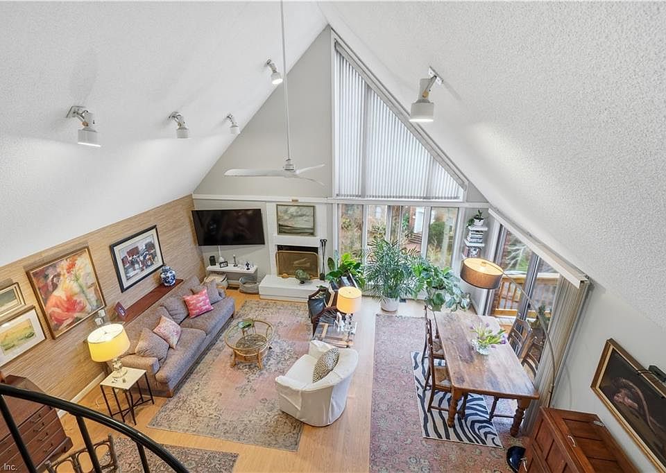 1st image of 696 Mowbray Arch APT 260