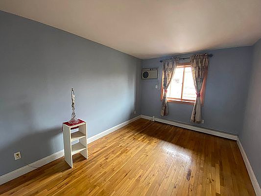 3rd image of 2259 Ryder St #1