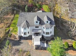 333 S Healy Ave, Scarsdale, NY 10583