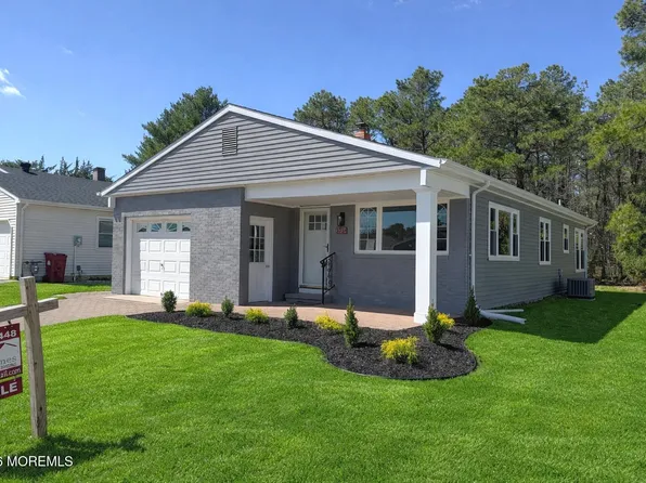 373 Costa Mesa Drive, Toms River, NJ 08757