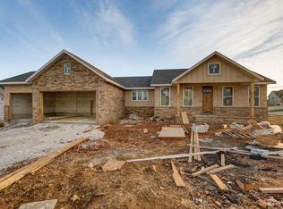 3048 W Teton Dr, Springfield, MO 65810