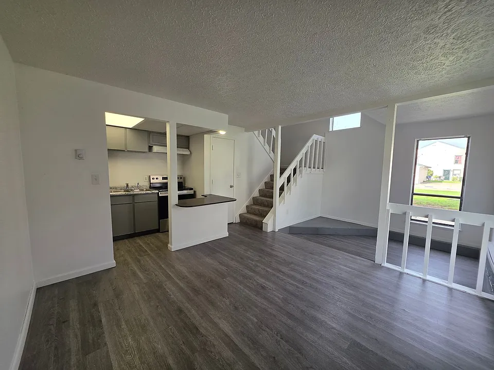 1820 Anton Dr