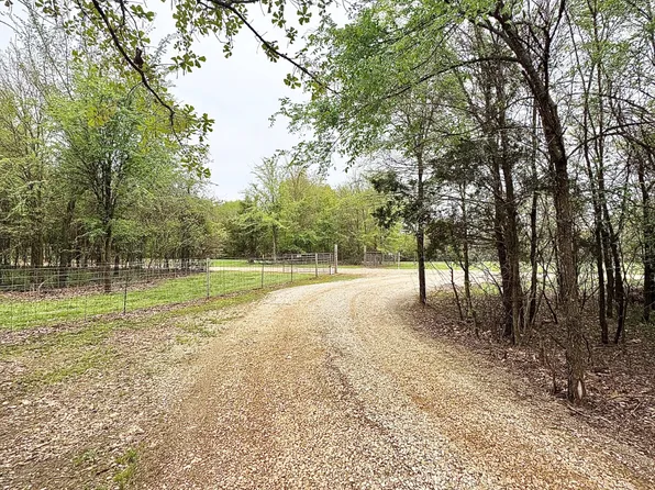 2133 Farmers Hill Rd, Garvin, OK 74736