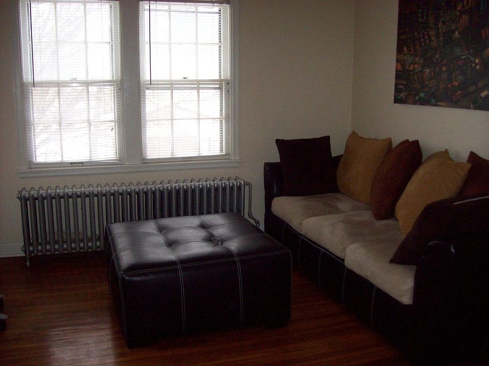2nd image of 227 Virginia St APT 4