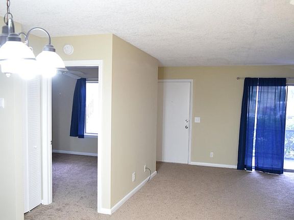 5th image of 6520 Chasewood Dr APT E