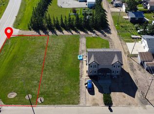 307 1st Ave SE, Fox Creek, AB T0H1P0