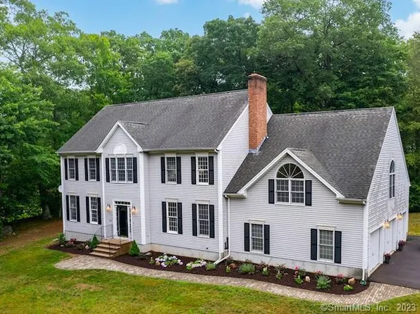 459 Willow Road, Guilford, CT 06437