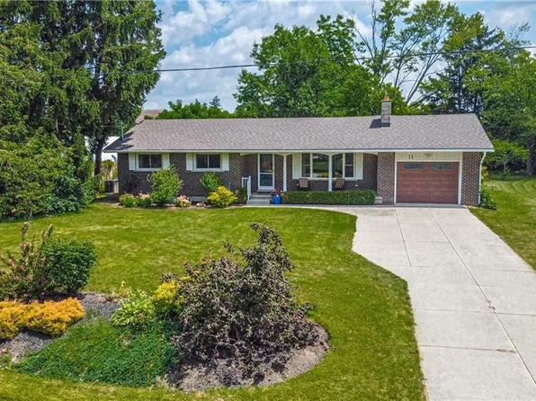 11 Beechim Dr, Wilmot, ON N0B 2E0