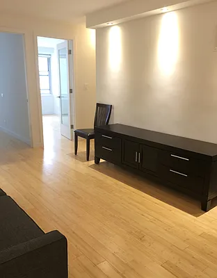 Rented by Anita Loewy, Inc | media 21