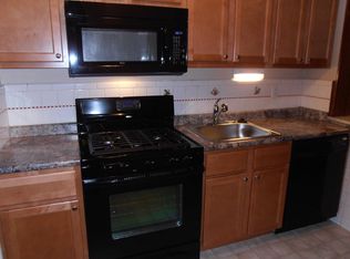 9626 Duluth Dr, Saint Louis, MO 63137