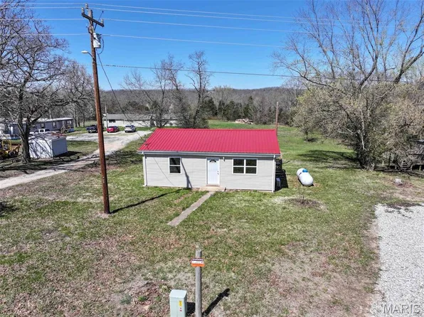 229 E Highway 8, Steelville, MO 65565