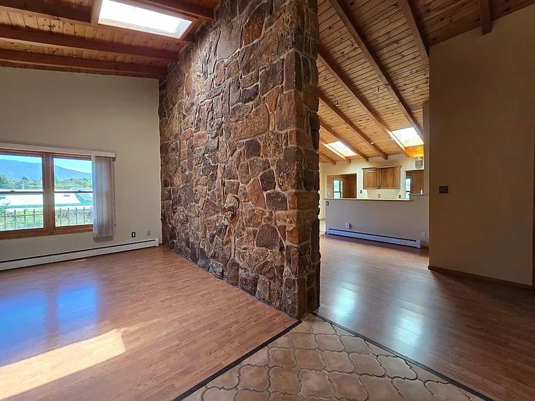 166 Galisteo Ln — Photo 7