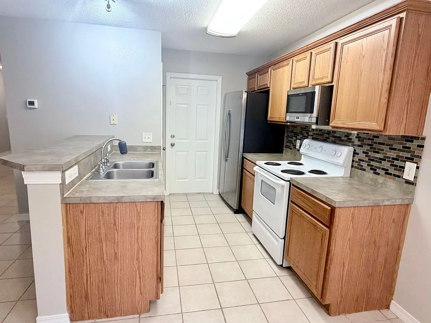Charming 3-Bedroom Home — Photo 3