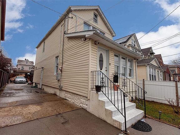 2nd image of 17117 104th Ave