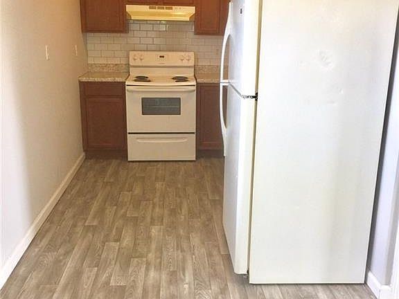 5th image of 3572 N Lake Shore Dr