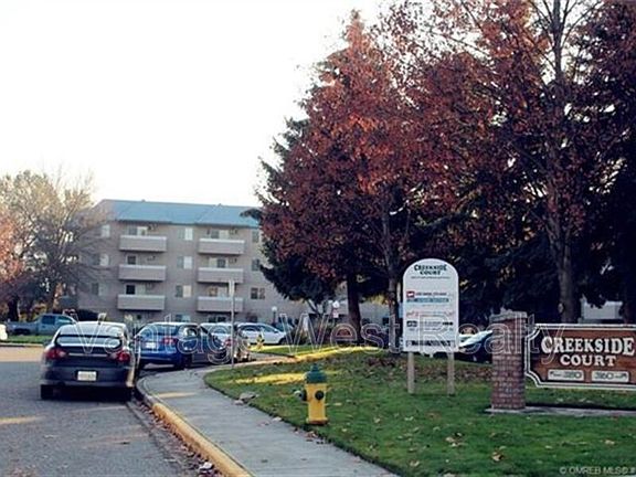 3rd image of 3180 De Montreuil Ct Unit 305