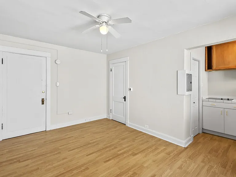 1236 Marion — Photo 21