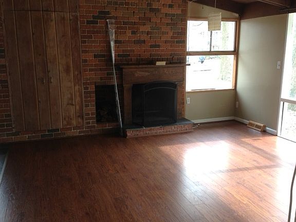 5th image of 3324 Executive Ave