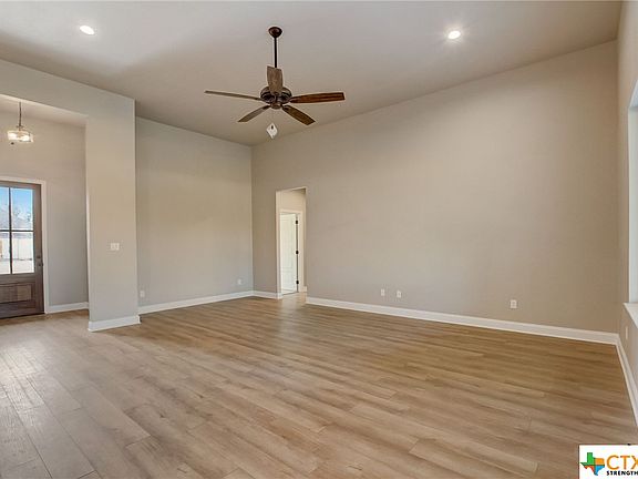 5th image of 1212 Logan Blvd
