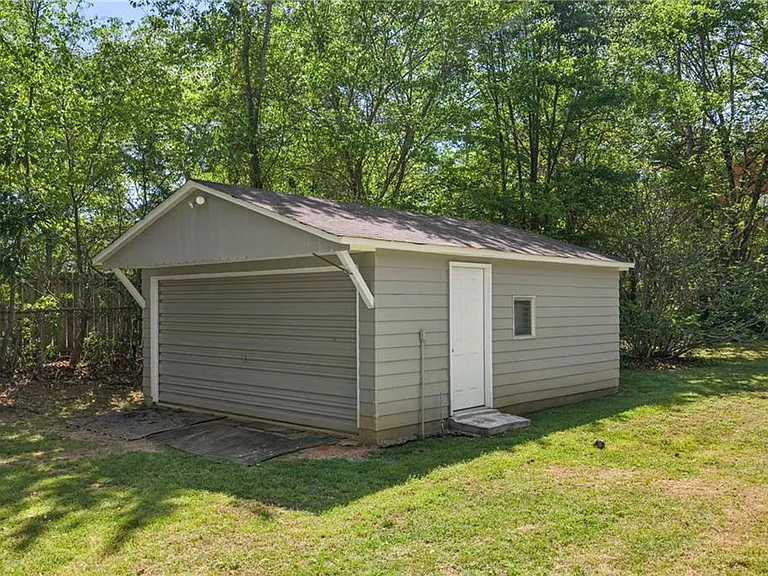 641 Gordon Combs Rd NW — Photo 28