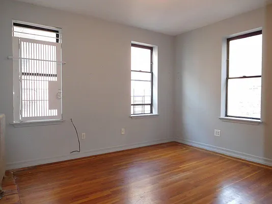 Rented by Bohemia Realty Group | media 23