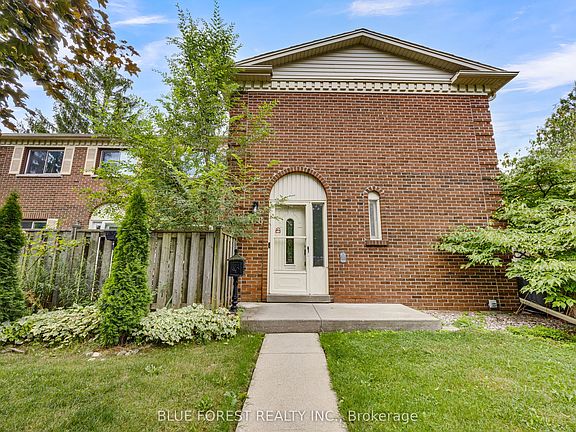 4th image of 408 Homestead Ct #28