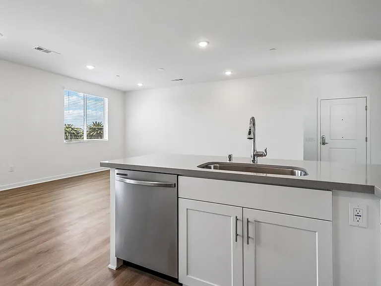 Romneya Row in Anaheim, New Construction Coming Soon! — Photo 121