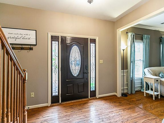 3rd image of 4164 Bridgemont Ln