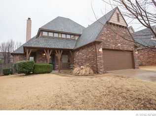 4215 S Redwood Pl, Broken Arrow, OK 74011