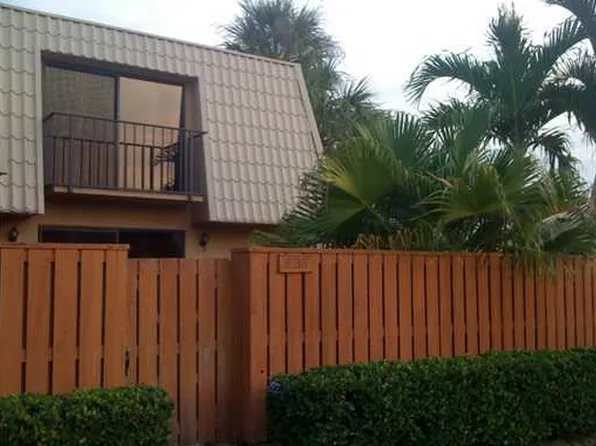 6216 62nd Way, West Palm Beach, FL 33409