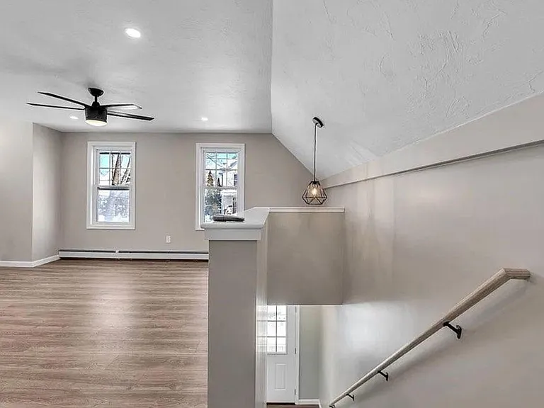 46 Juniper St #1 — Photo 7