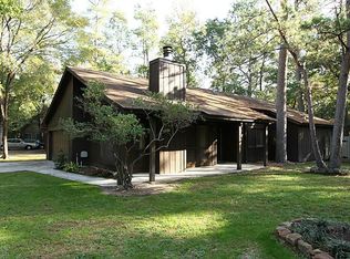 34 N Timber Top Dr, Spring, TX 77380