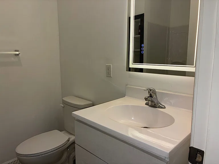 2400 Oberlin Ave — Photo 48