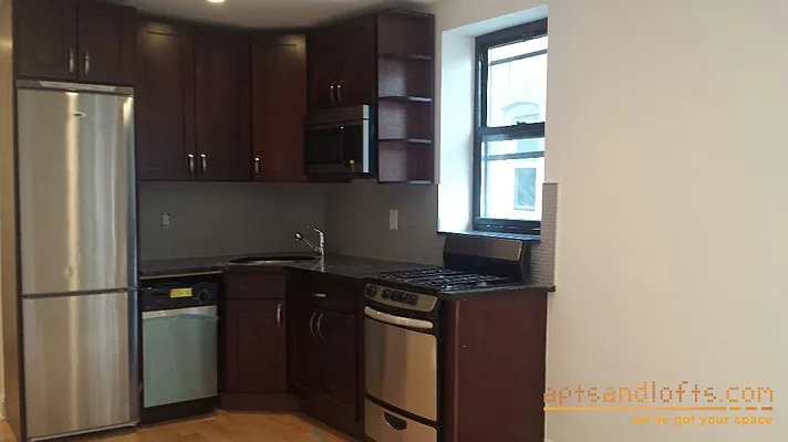 Rented by aptsandlofts.com | media 11