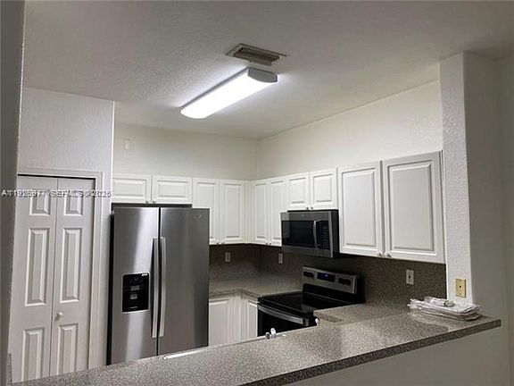 4th image of 5630 NW 107th Ave #Townhouse 1617