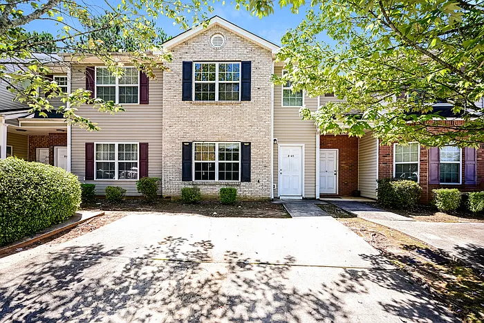 2 bed, 2.0 bath, 1400 sqft, $1,625 — Photo 1