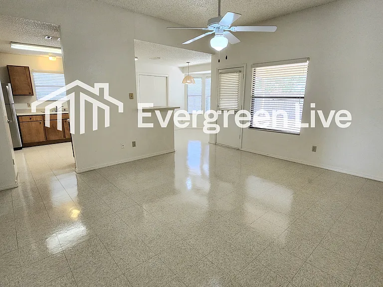 2241 Zuni Ct — Photo 7