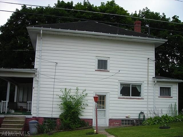 2nd image of 1700 24th Ave