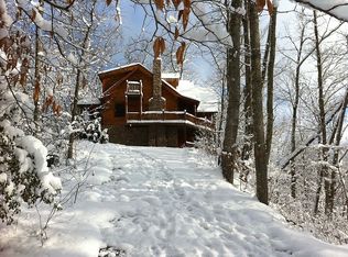 2405 Deep Spring Ln, Sevierville, TN 37862