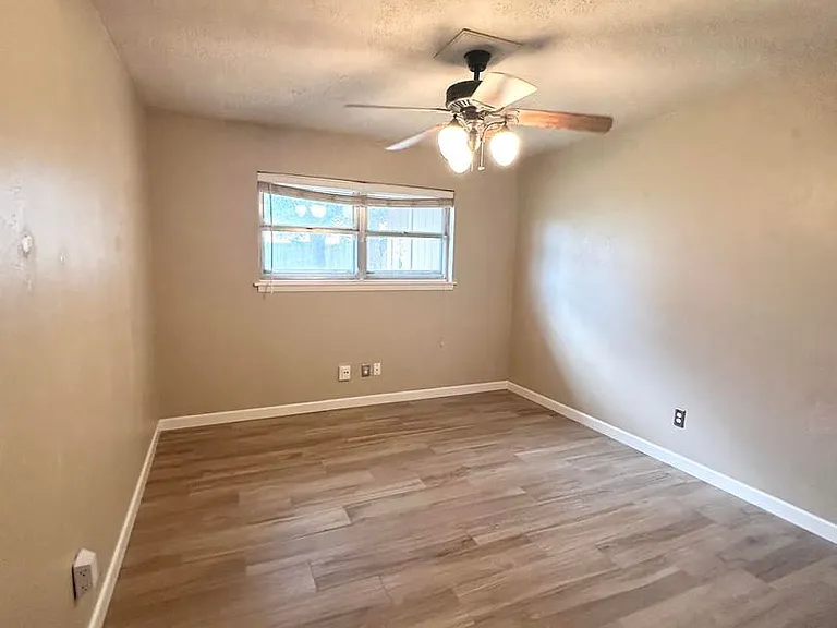 3223 Cimmaron Ave — Photo 8