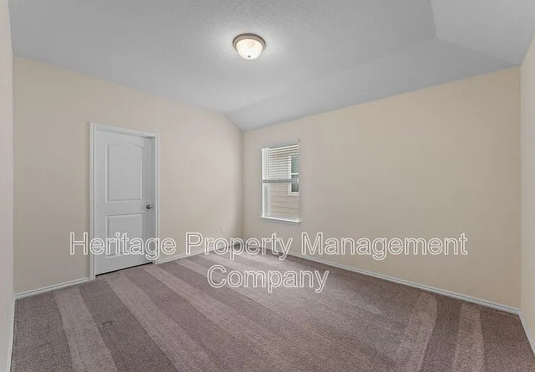 942 Blue Violet — Photo 23