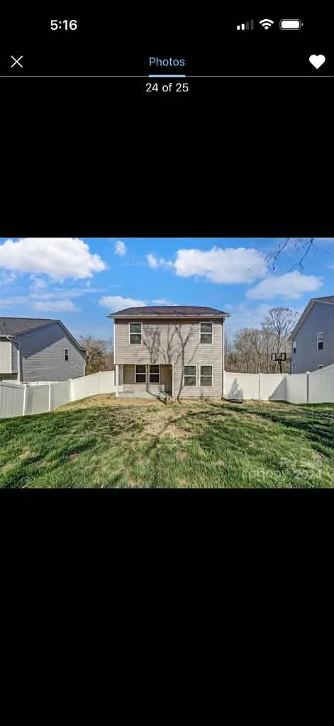 5 bed, 2.5 bath, 2005 sqft, $2,800 — Photo 1
