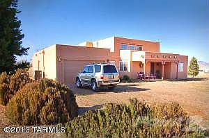 A handsome New Mexico Contemporary