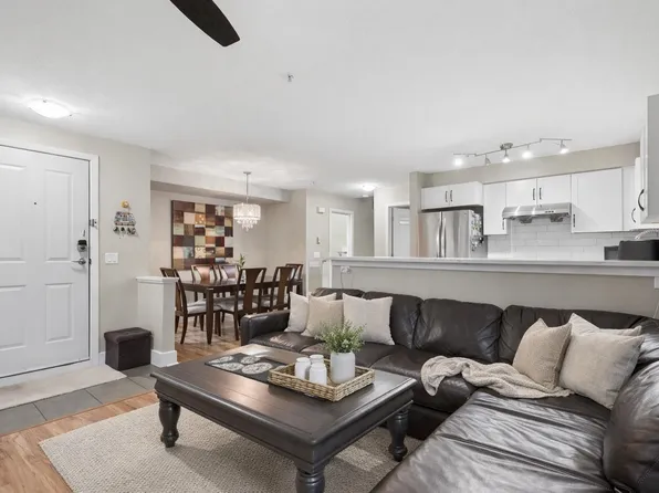 7428 Southwynde Ave #30, Burnaby, BC V3N 0A1