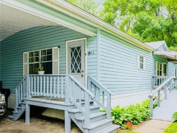 8902 Cedar Rd Unit 109, Breinigsville, PA 18031