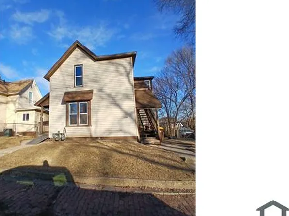 1248 Ferguson St, Rockford, IL 61102