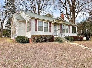 225 Briggs Ave, Greenwood, SC 29649